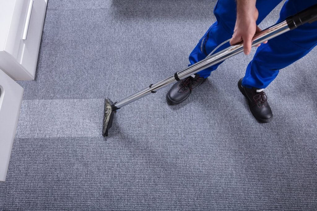 Getting Effective Commercial Carpet Cleaning Without the Hassle